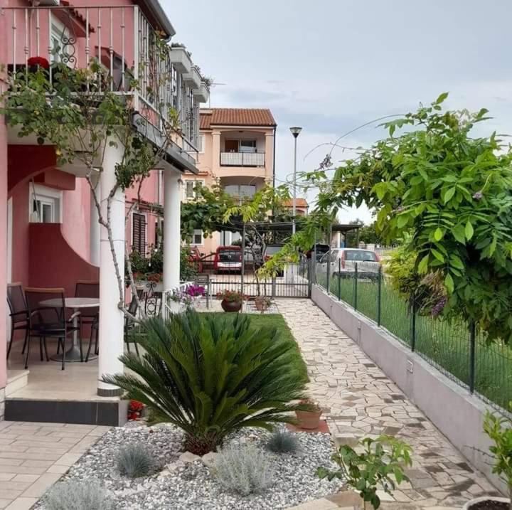 Apartment Dragica *