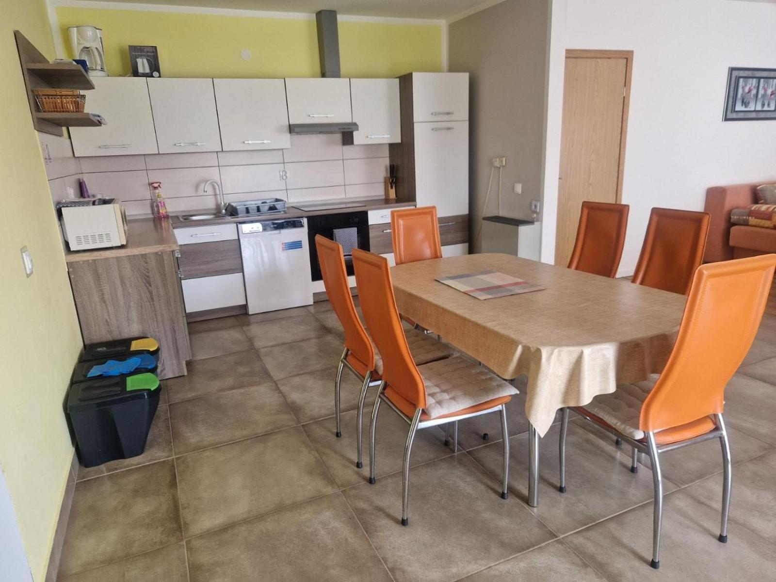 Apartment Dragica