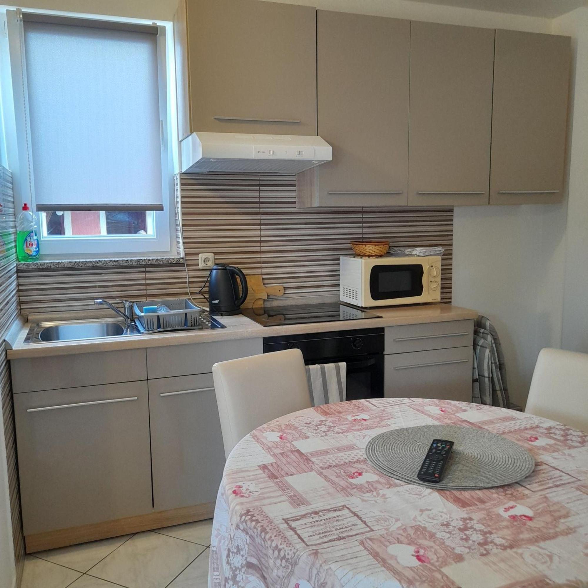 Apartment Dragica